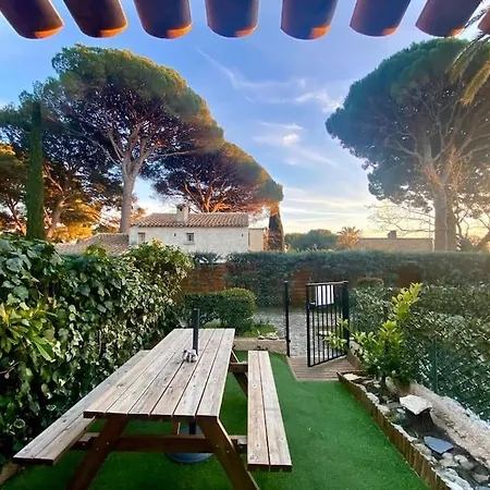 Appartement Superbe Logement Climatise à 2 Pas De La Mer *